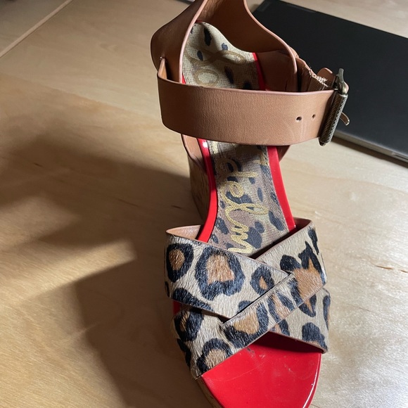 Sam Edelman wedges.  Excellent condition. - Picture 3 of 5